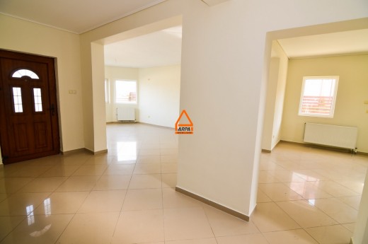 Casa de vanzare in Iasi, Bucium - 220 mp, 119000 EUR