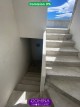 Vedere laterală proprietate, curte și pergolă