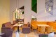 Spațiu interior de tip lounge din ansamblul mixt