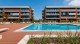 Astorium Garden — piscină exterioară și fațadele ansamblului