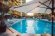 Alezzi Beach Resort — fatadă și terase