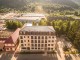 Exterior ansamblu — fațadă principală