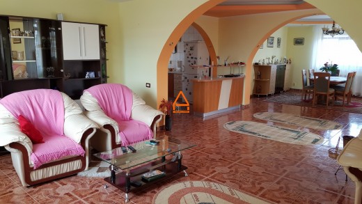 Casa de vanzare in Iasi, Bucium - 310 mp, 299000 EUR