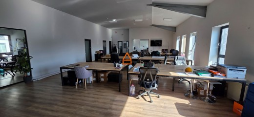 Spatiu comercial de inchiriat in Iasi, Iasi - 200 mp, 9 EUR